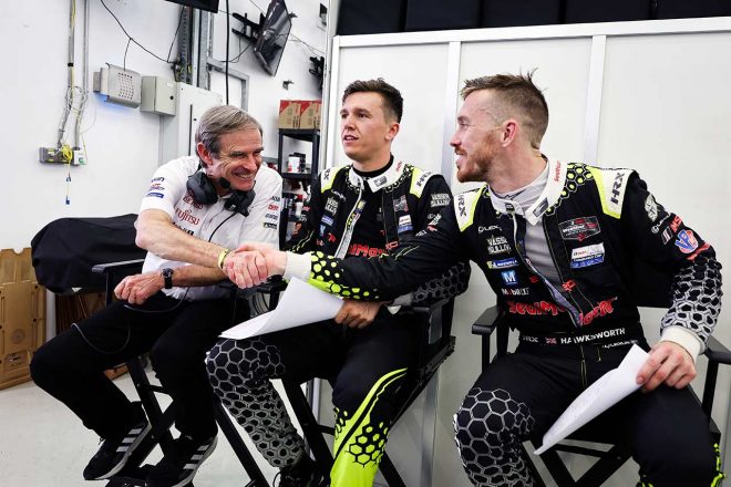 トヨタGR010ハイブリッドをドライブしたベン・バーニコートとジャック・ホークスワース