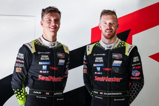 レクサスRC F GT3を駆り、IMSAウェザーテック・スポーツカー選手権のGTDプロクラスでシリーズチャンピオンを獲得したベン・バーニコート（左）とジャック・ホークスワース（右）