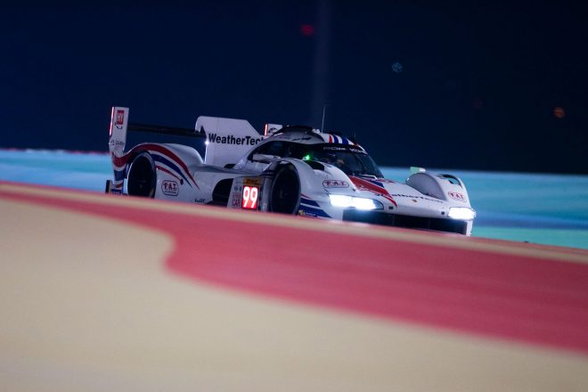 プロトン・コンペティションはWECとIMSAの両シリーズに参戦中。写真はWECバーレーンでの99号車ポルシェ963