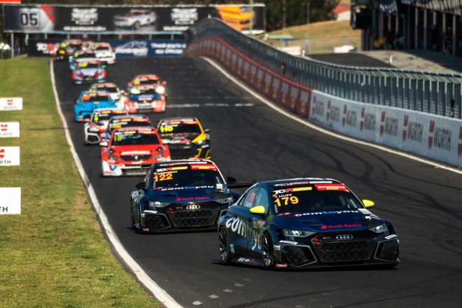 「僕はこれまでで最も成功したサーキットに、同率のポイントリードで臨むことができる。それはまさに僕らが目指してきたことさ」とロブ・ハフ(コムトゥユー・レーシング/アウディRS3 LMS 2)