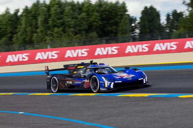 2023年のル・マン24時間レースで3位に入ったキャデラック・レーシング（チップ・ガナッシ・レーシング）の2号車キャデラックVシリーズ.R