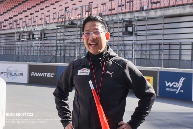 ラリージャパンのSNS企画で特設コースを走行したピエール北川さん