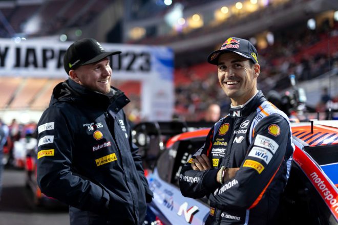 エサペッカ・ラッピ（左）とダニ・ソルド（右：ヒョンデ・シェル・モビスWRT）　2023年WRC第13戦ラリージャパン