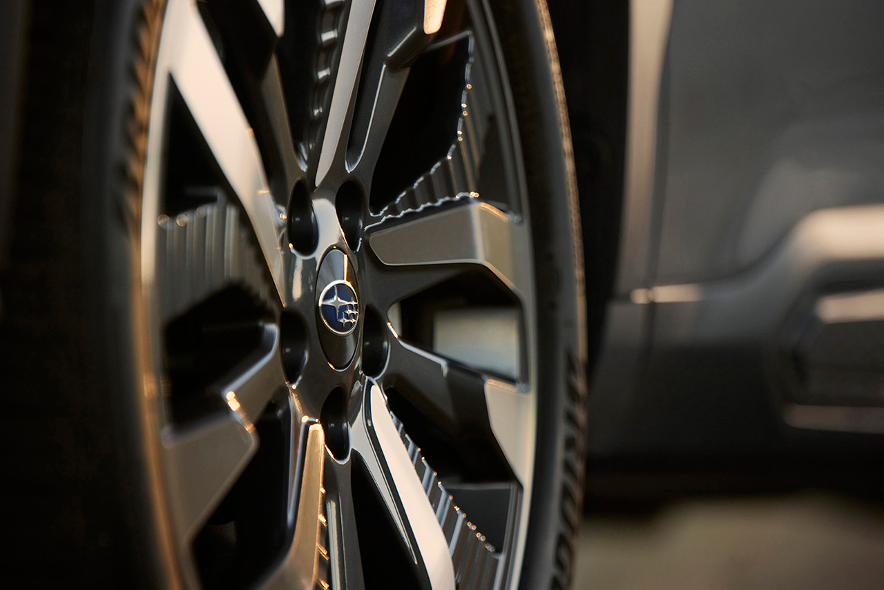 スバル新型フォレスター（米国仕様車）