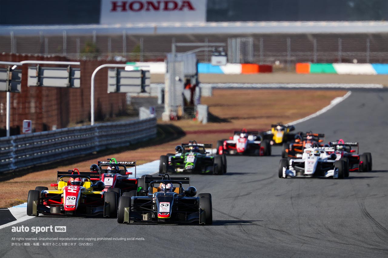 2023スーパーフォーミュラ・ライツ第6大会もてぎ　第18戦スタート