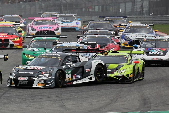 2023年はファクトリードライバーではなくなったものの、アプト・スポーツライン専属ドライバーとしてアウディR8 LMS GT3でDTMドイツ・ツーリングカー選手権に出場したケルビン・ファン・デル・リンデ（3号車）