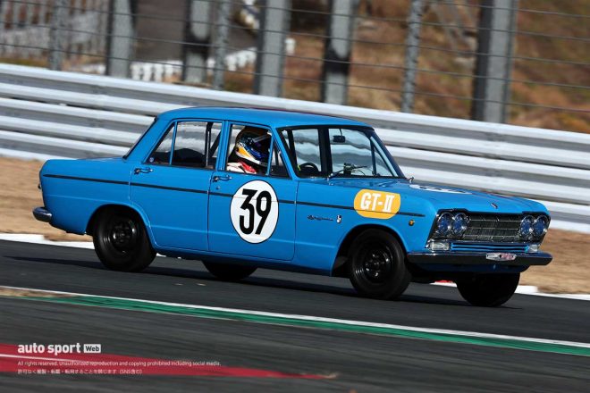 影山正美がドライブしたプリンススカイライン