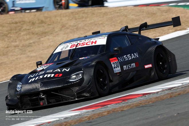 ニスモフェスティバル2023で走行する2024年型ニッサンZ GT500