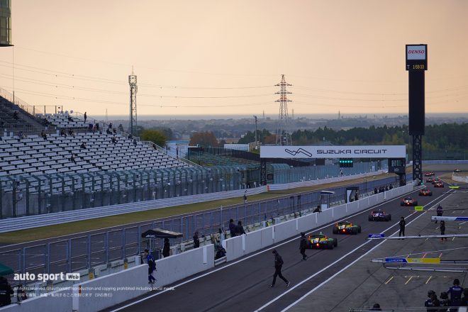 2023スーパーフォーミュラ合同／ルーキーテスト　セッション3開始の様子