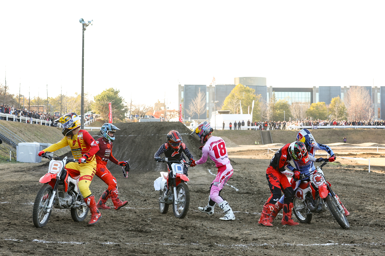 Honda Racing THANKS DAY 2023 - Motocross Special、ライダー交代の様子