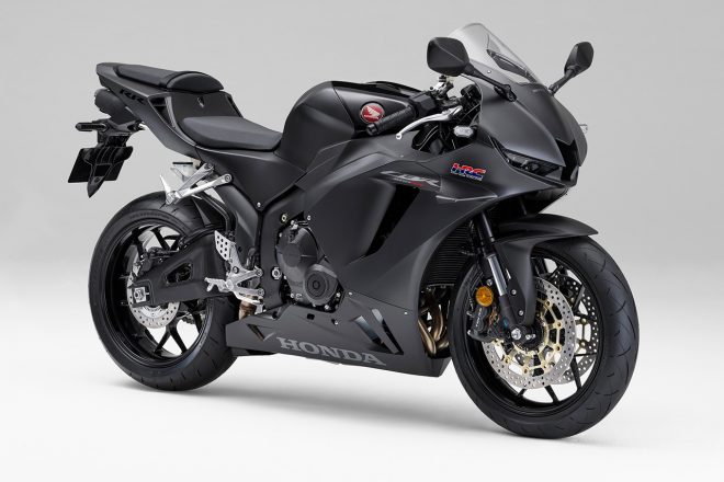 ホンダCBR600RR（マットバリスティックブラックメタリック）