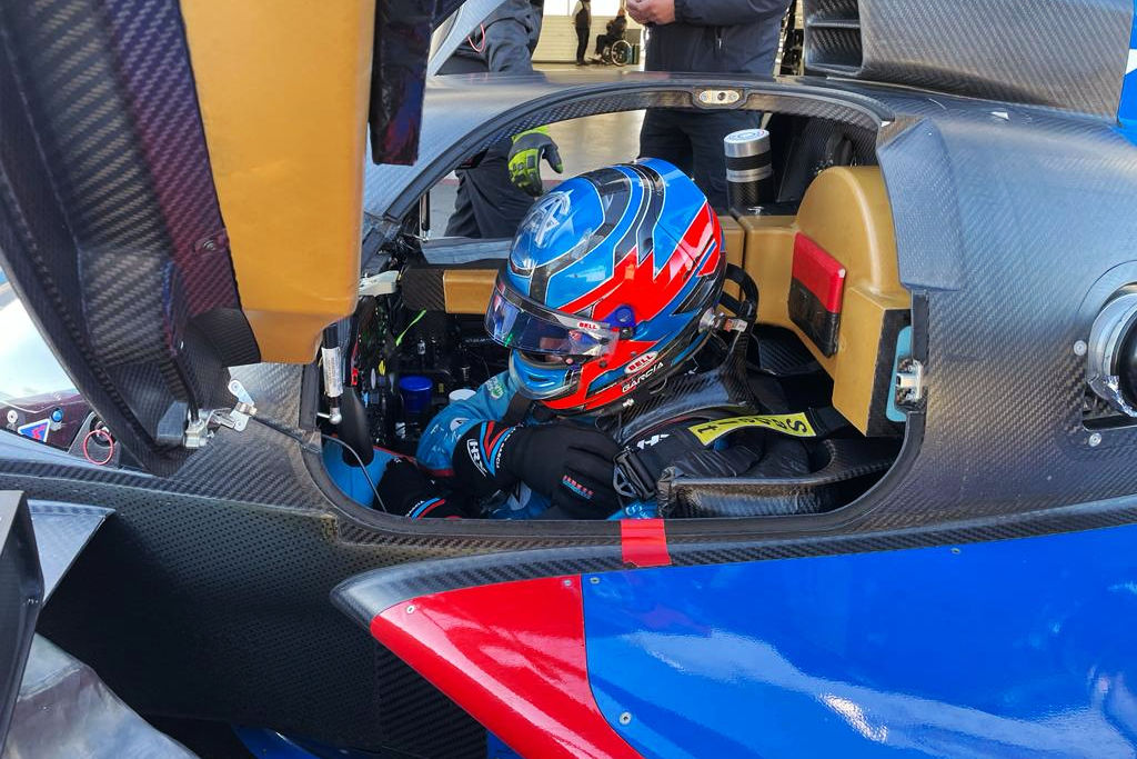 イソッタ・フラスキーニ・ティーポ6 LMHコンペティツィオーネをテストしたアレックス・ガルシア