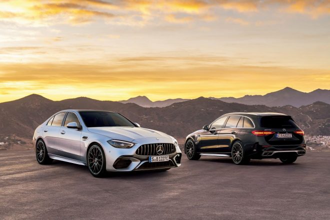 "Japan Mobility Show 2023"の報道公開日に、メルセデス・ベンツのカンファレンスで発表されたセダンに続き、ワゴンボディが追加設定された