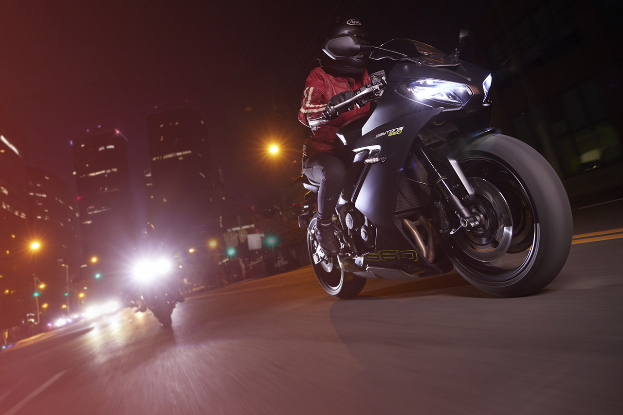 トライアンフが新たに発表した『Daytona 660』