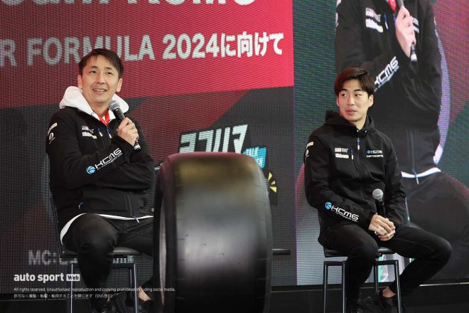 松田次生監督と福住仁嶺