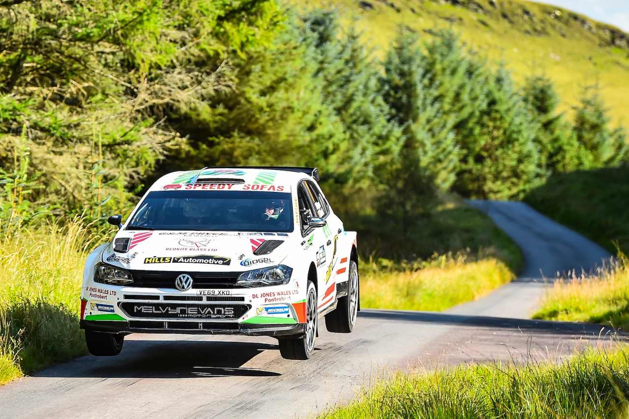 最終戦のポーランド（写真）とウェールズでの新規イベントもカレンダーに加えられた