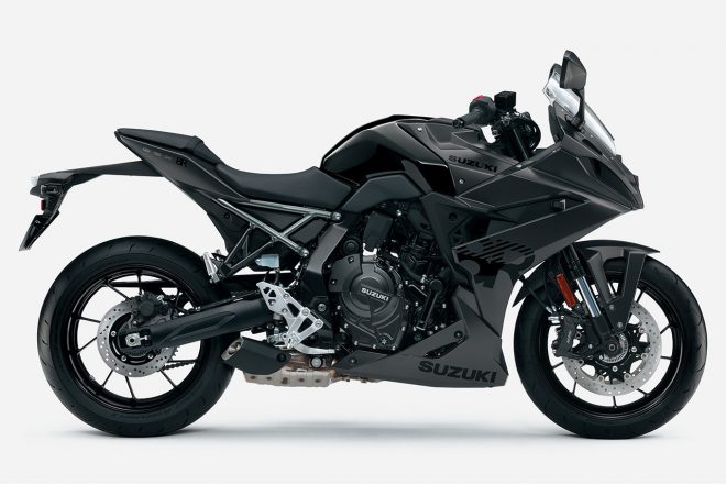国内で1月25日に発売されるスズキGSX-8R