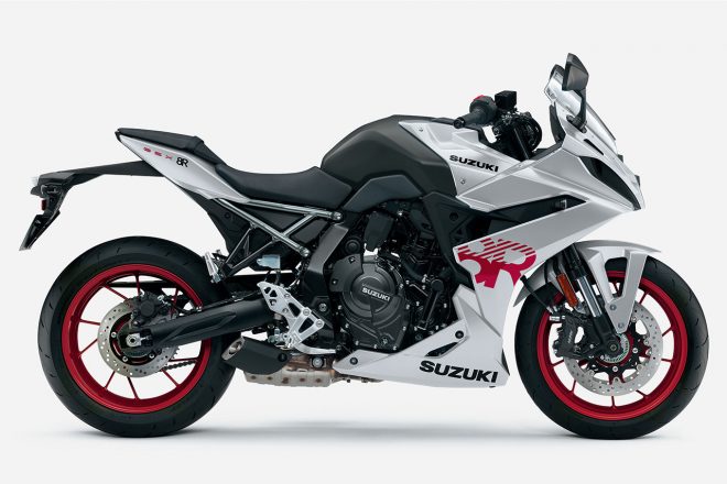 国内で1月25日に発売されるスズキGSX-8R