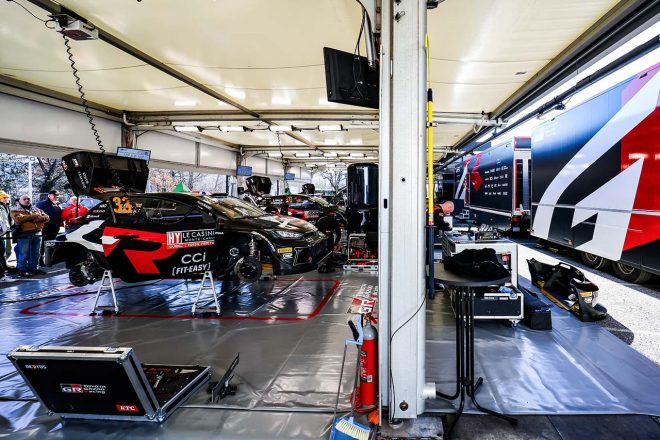 TOYOTA GAZOO Racing WRTのサービスパークの様子　2024年WRC第1戦ラリー・モンテカルロ