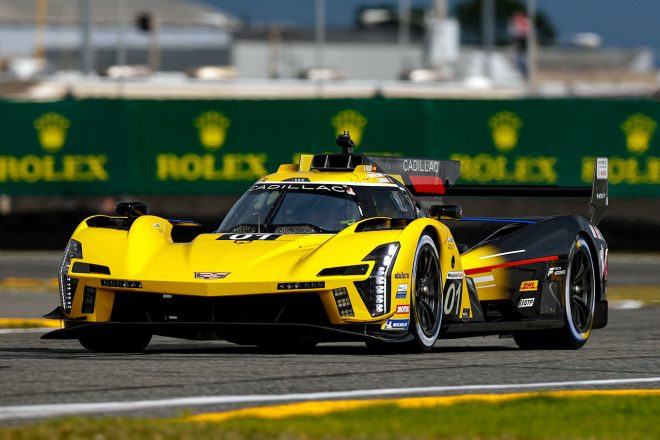 ＃01　キャデラック・レーシング／キャデラックVシリーズ.Rレンガー・バン・デル・ザンデ／セバスチャン・ブルデー／スコット・ディクソン／アレックス・パロウ