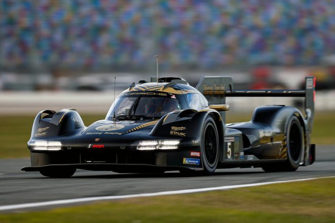 ＃5　プロトン・コンペティション／ポルシェ963ジャンマリア・ブルーニ／ニール・ジャニ／アレッシオ・ピカリエッロ／ロマン・デュマ