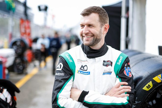 AOレーシングの77号車ポルシェ911 GT3 Rで2024年デイトナ24時間に参戦するミカエル・クリステンセン