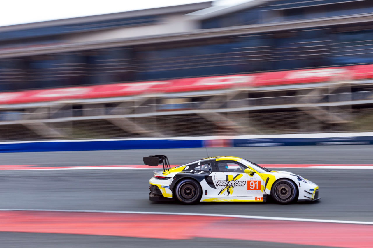 GTクラスで優勝したピュア・レクシングの91号車ポルシェ911 GT3 R　2023-2024年AsLMS第3戦ドバイ4時間レース