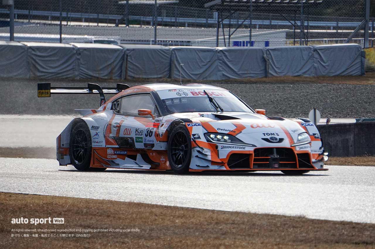2024スーパーGT岡山メーカーテスト　TGR TEAM au TOM’Sの36号車トヨタGRスープラ