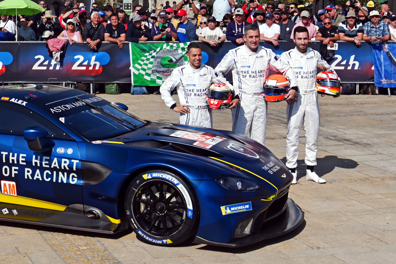 “ノースウエストAMR”のバナーの下、2023年ル・マン24時間レースに参戦したハート・オブ・レーシングの（左から）ダニエル・マンチネッリ、イアン・ジェームス、アレックス・リベラス