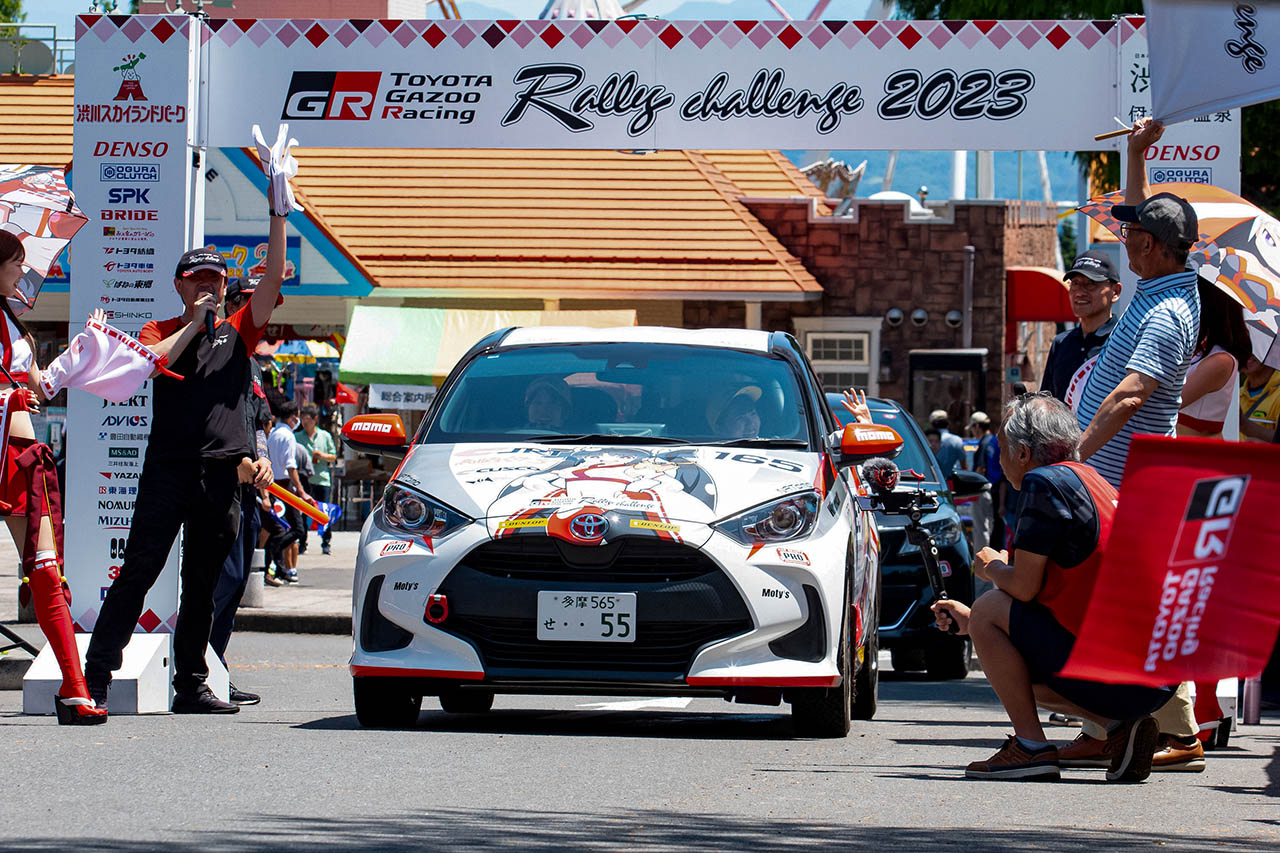 監督兼コドライバーとして2023年TOYOTA GAZOO Racingラリーチャレンジ第5戦渋川・伊香保に参戦した梅本まどか