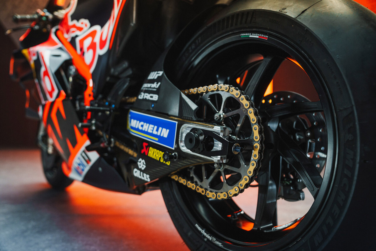 レッドブルKTMファクトリー・レーシングが2024年に使用するKTM・RC16