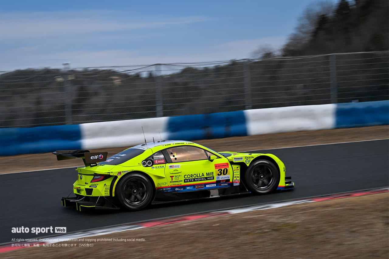 2024 岡山GT3特別スポーツ走行　aprの30号車トヨタGR86 GT