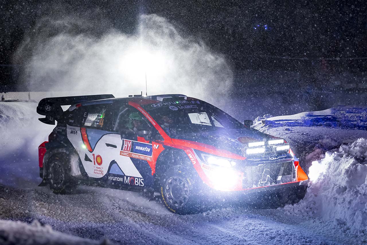 2024WRC第2戦スウェーデン　総合首位のエサペッカ・ラッピ（ヒョンデi20 Nラリー1）