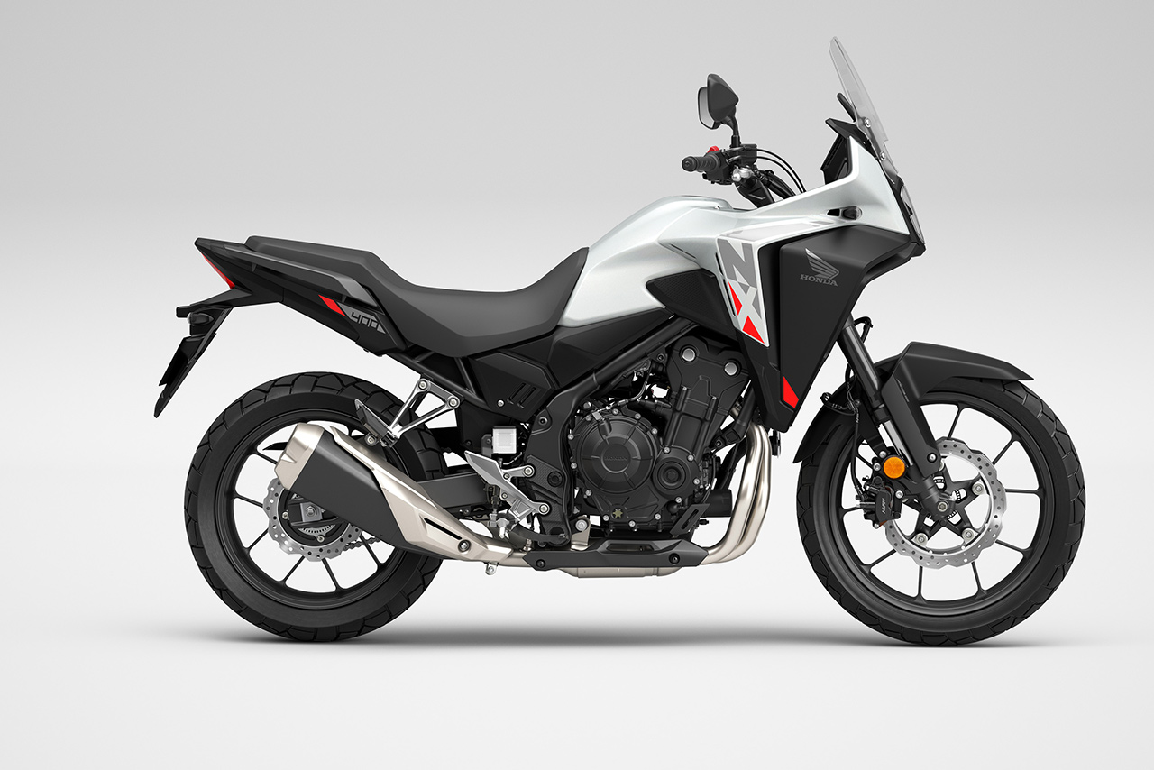 ホンダNX400（パールグレアホワイト）