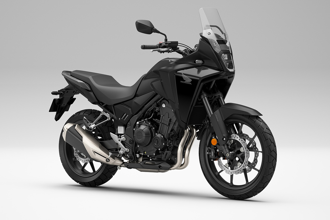 ホンダNX400（マットバリスティックブラックメタリック）