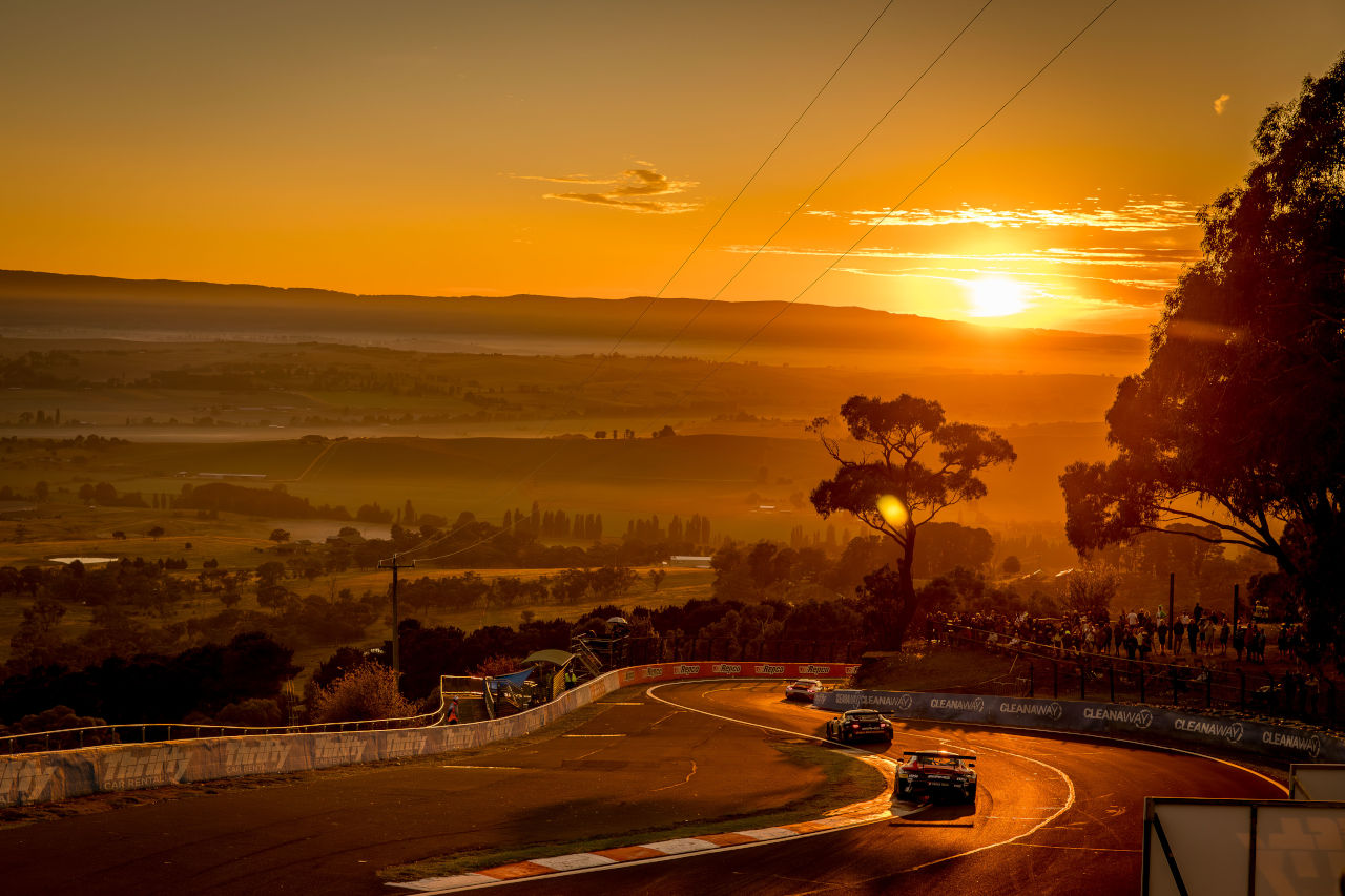 マウント・パノラマ・サーキットで開催された2024年IGTC第1戦バサースト12時間