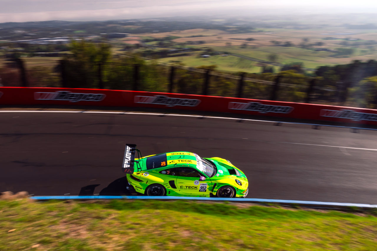 優勝したマンタイEMAの912号車ポルシェ911 GT3 R　2024年IGTC開幕戦バサースト12時間