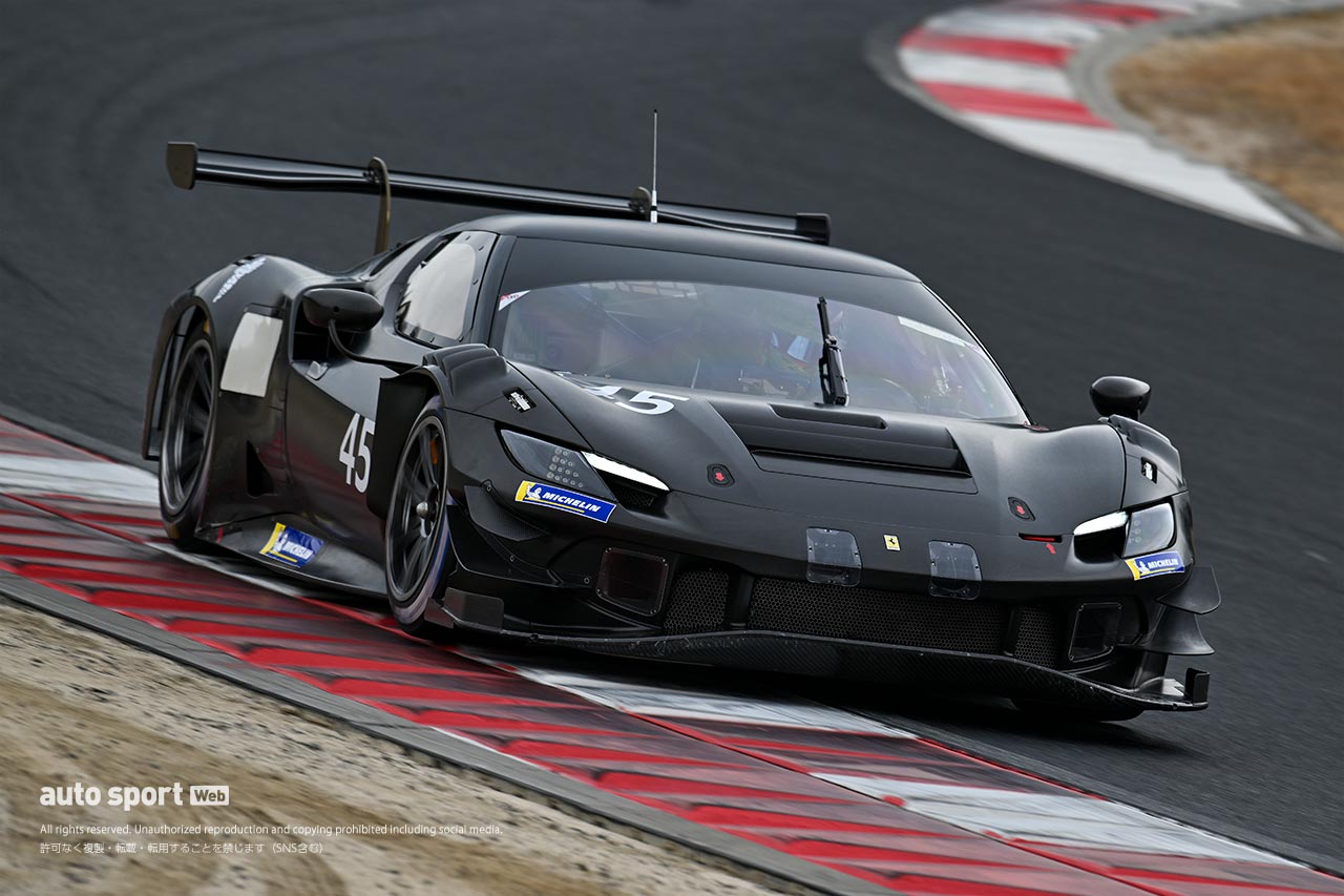 2024 岡山GT3特別スポーツ走行　PONOS RACINGの45号車フェラーリ296 GT3