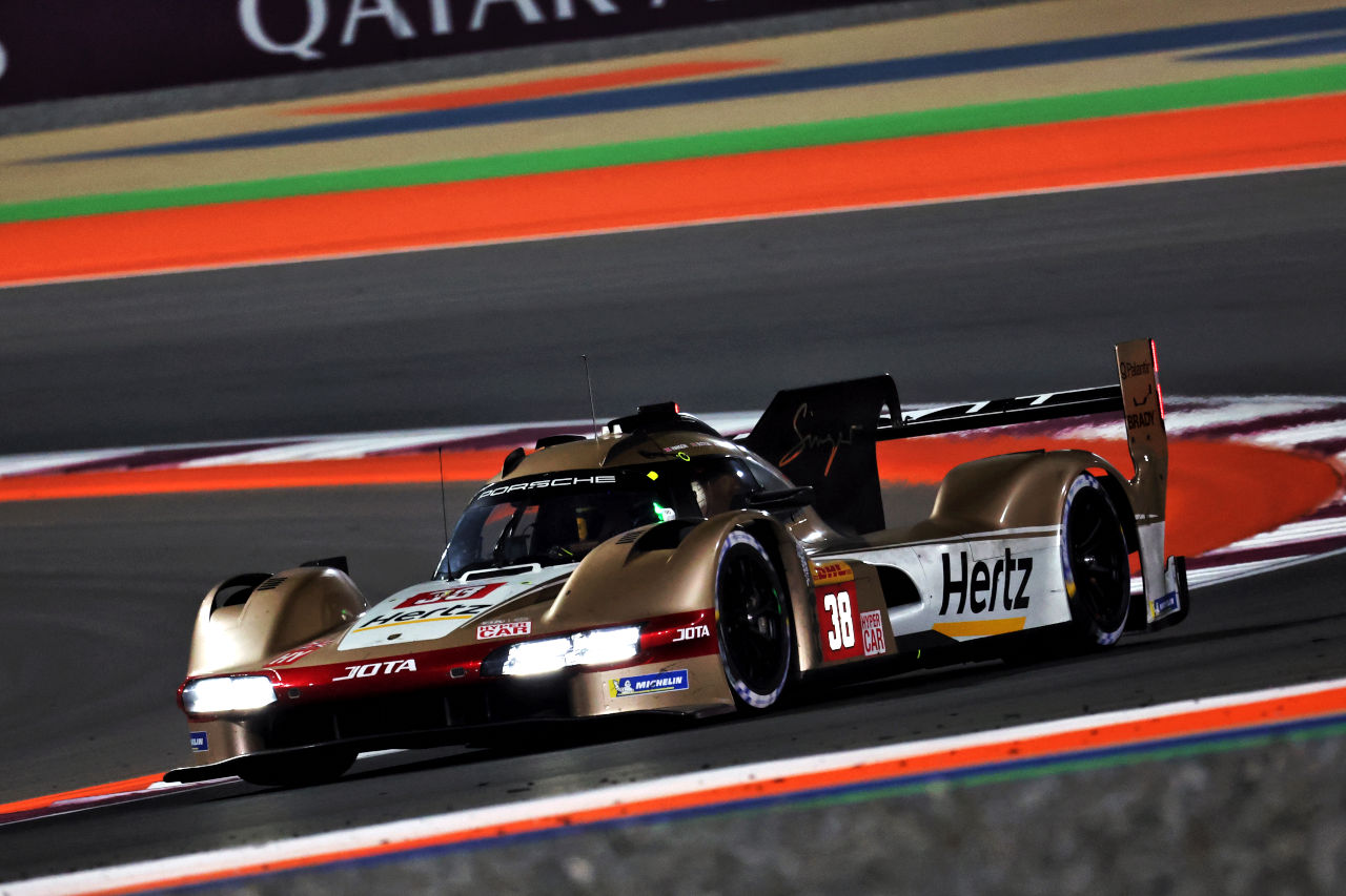 ジェンソン・バトンもステアリングを握る38号車ポルシェ963（ハーツ・チーム・JOTA）　2024年WECプロローグ