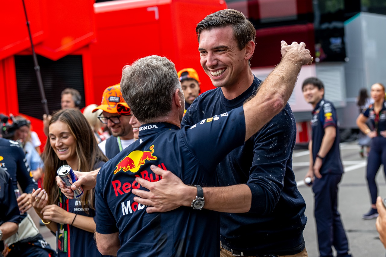 レッドブル共同オーナーのマルク・マテシッツとレッドブル・レーシング代表クリスチャン・ホーナー