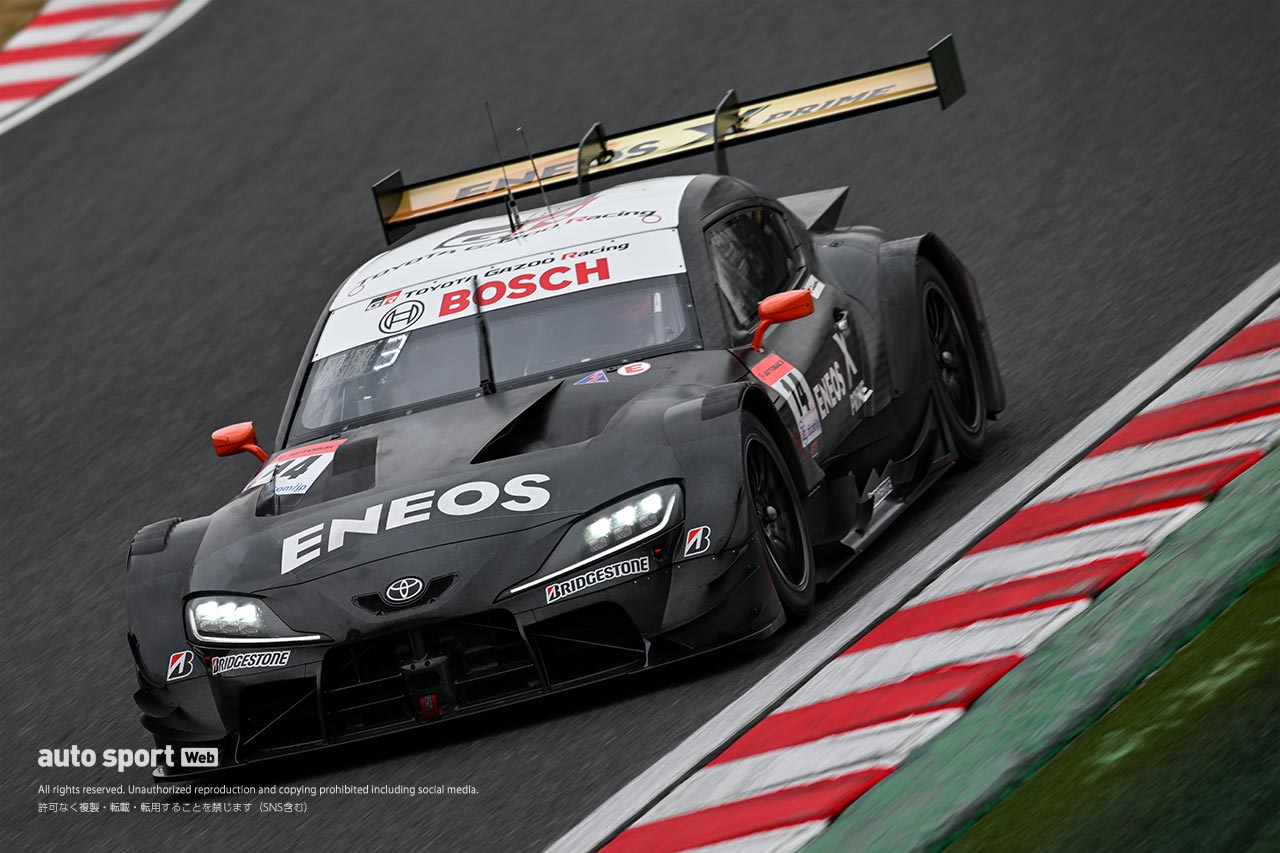 15台が参加し鈴鹿でスーパーGT GT500クラスのメーカーテストがスタート。初日はau TOM’Sが最速