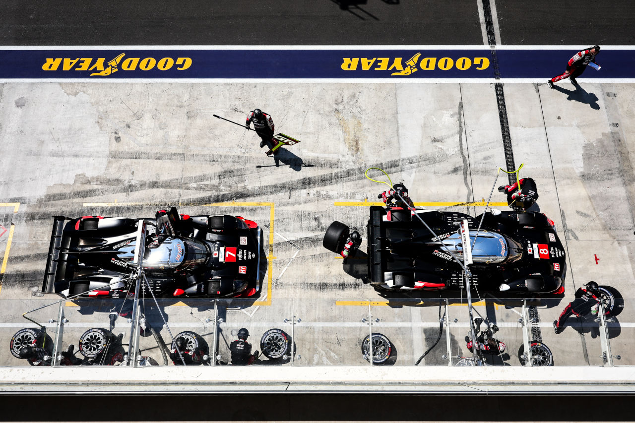 トヨタの新人デ・フリースが大仕事、逆境のなか予選2番手を確保。8号車ハートレーはタイヤに異変