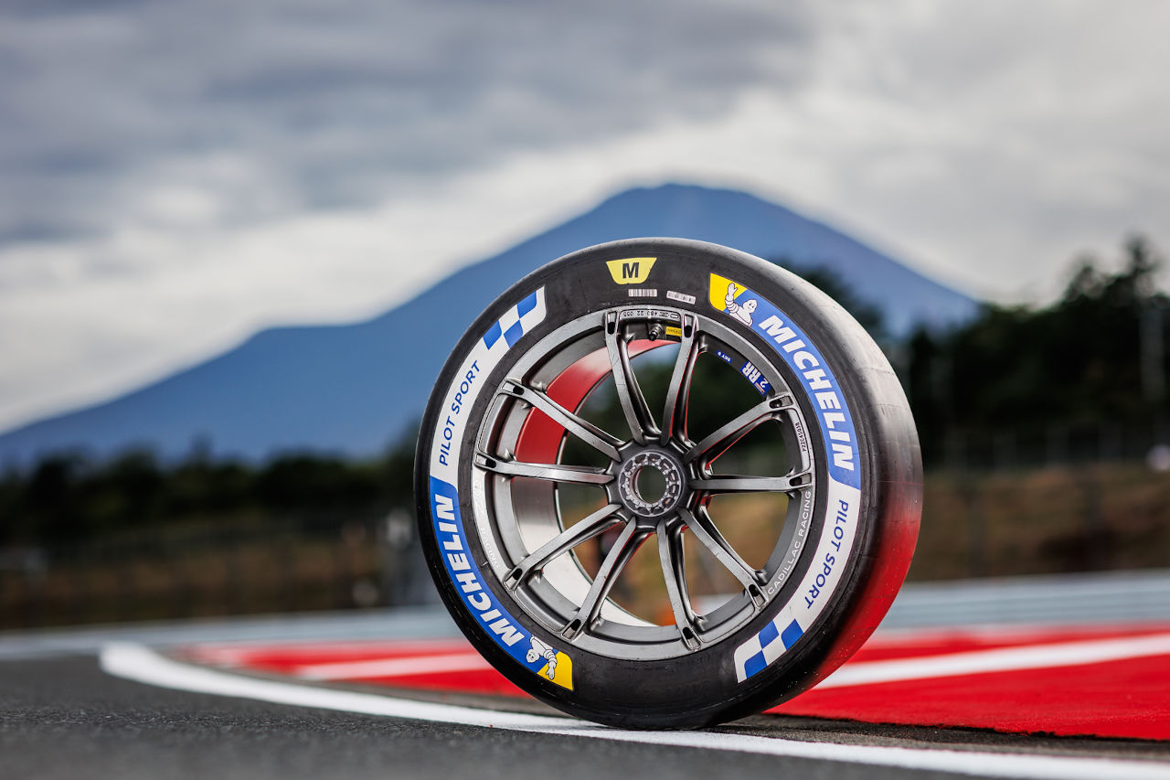 レース中の装着タイヤが明確に。ミシュラン、ハイパーカー用タイヤに新しいマーキングを導入へ