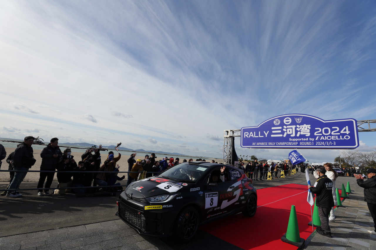 2024年全日本ラリー開幕戦ラリー三河湾で完走を果たした眞貝知志／安藤裕一組（GRヤリスGR4ラリーDAT）