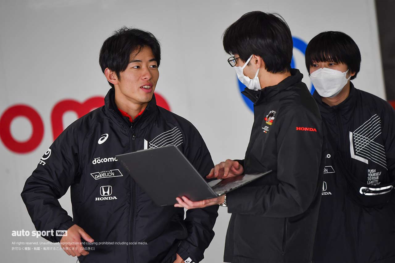 太田格之進（DOCOMO TEAM DANDELION RACING）