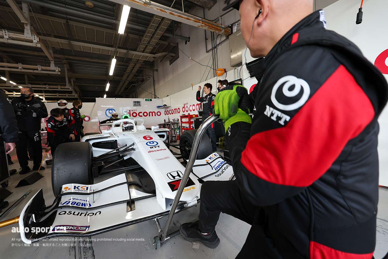 太田格之進（DOCOMO TEAM DANDELION RACING）