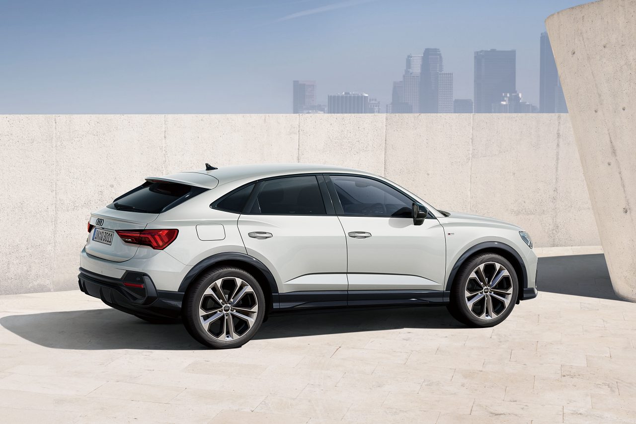 アウディ、主力SUVの『Q3スポーツバック』に20インチ＆可変減衰サス装着の“ダイナミック・エディション”を設定