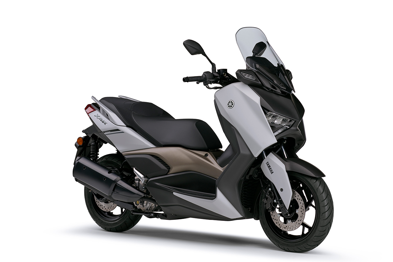 ヤマハ、4つの新色を採用した『XMAX ABS』2024モデルを5月9日から発売
