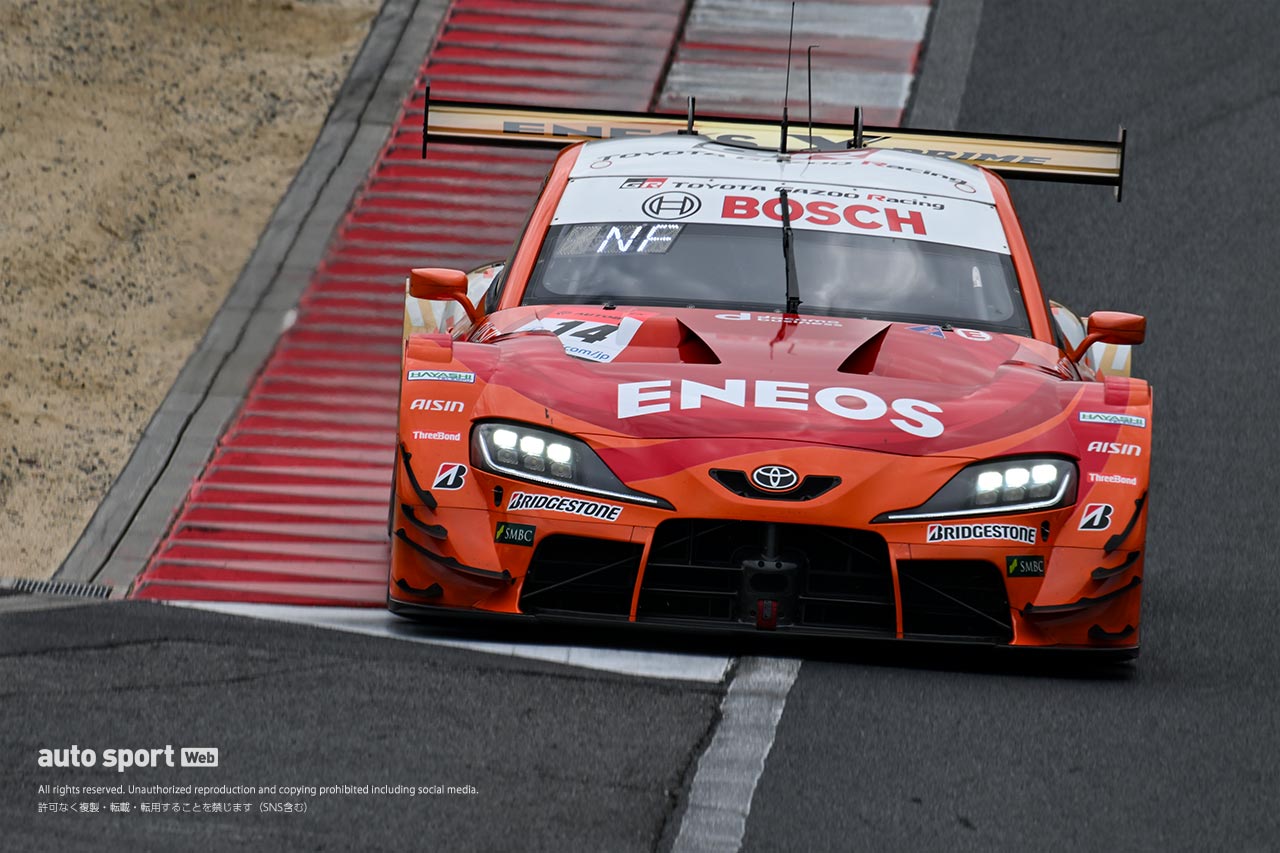 スーパーGT岡山公式テストの2日目午前は曇りからウエットへ。au TOM'S GR Supraがまたも最速に