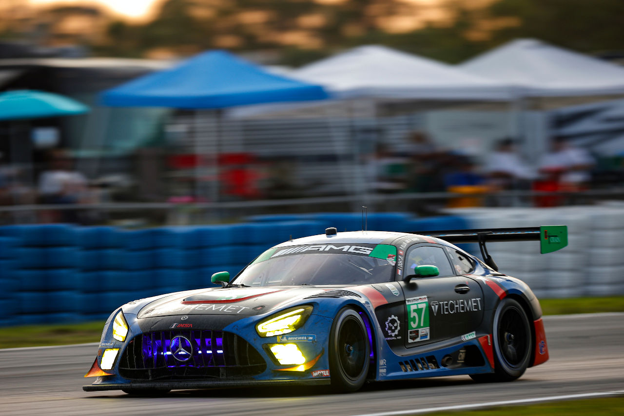 好バトルの末、WTRアンドレッティ・アキュラが逆転優勝。黄金レクサスはGTDプロを制す／セブリング12時間